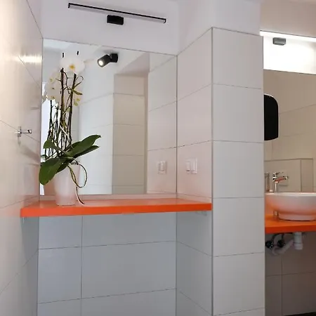 Konukevi Swietlana 3*